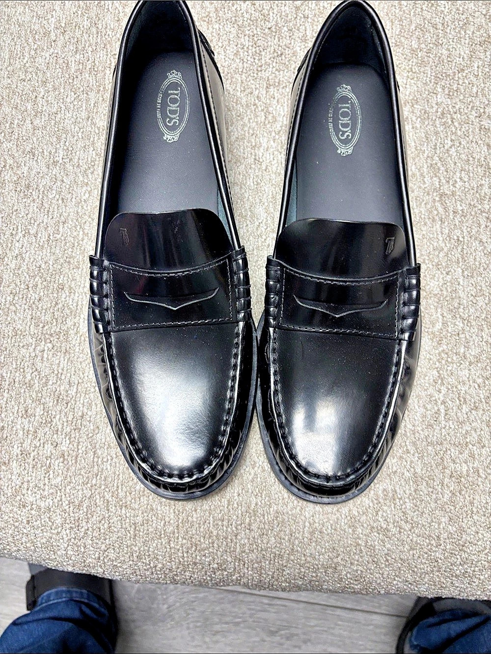 Tod's Gommino Penny Loafers Black Penny Loafers EU 41 Like New